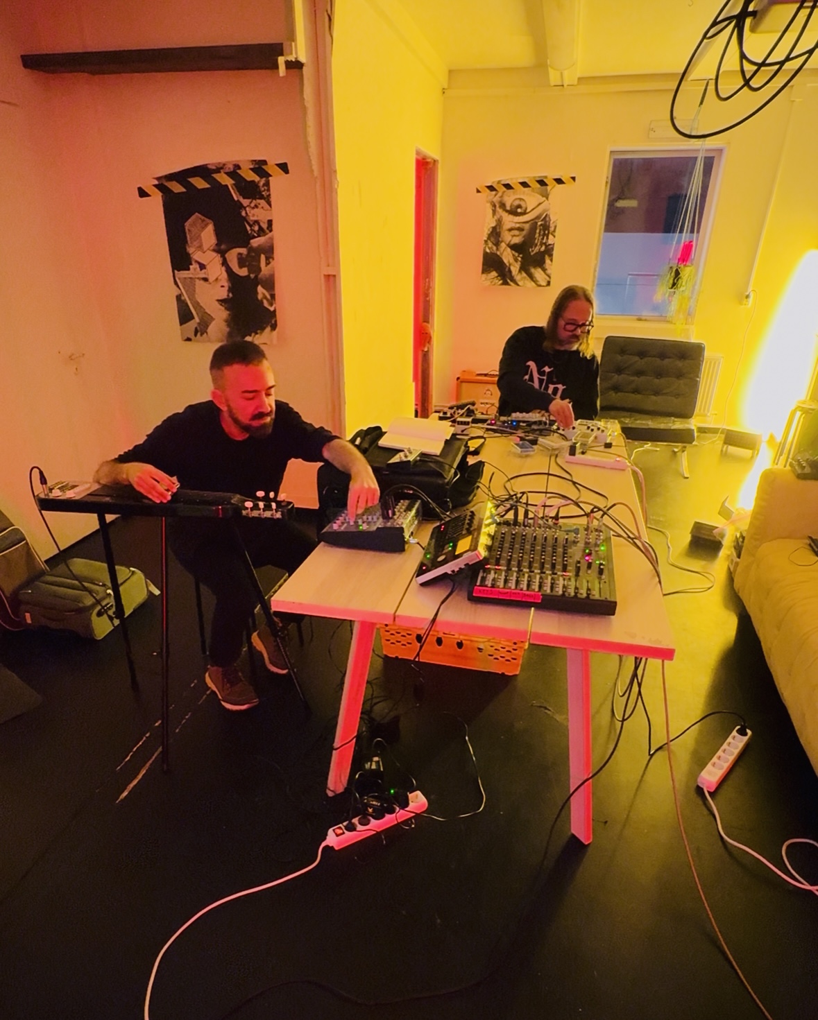 RM. Hendrix & Nico Guerrero / Reykjavik, Sept. 2025